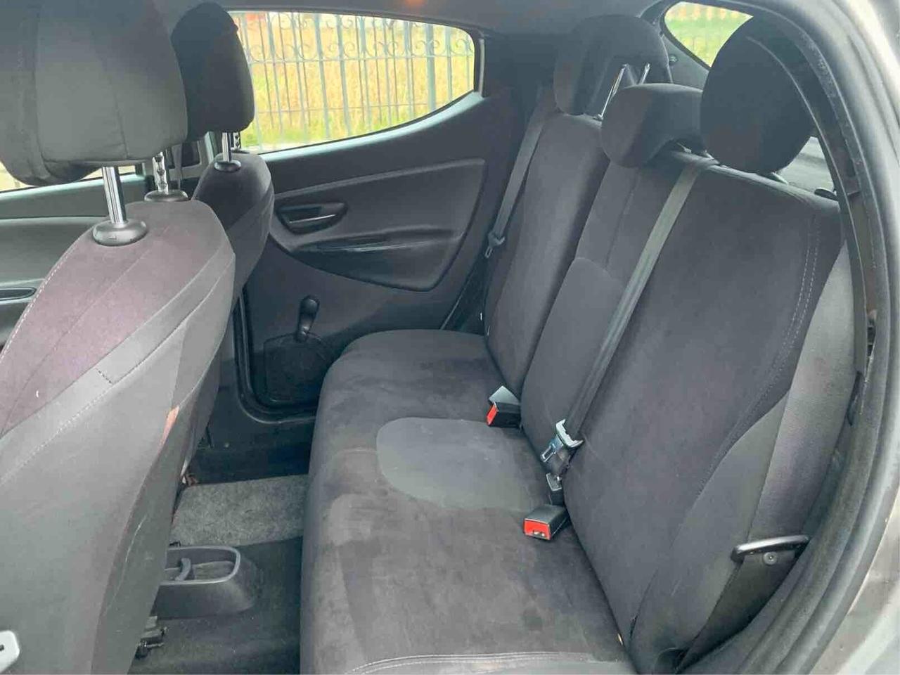 Lancia Ypsilon 1.3 MJT 95 CV