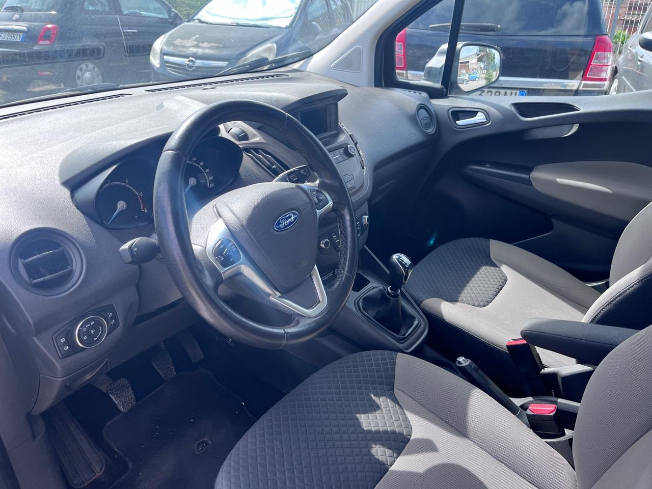 Ford Tourneo Courier 1.5 TDCI 100 CV Sport