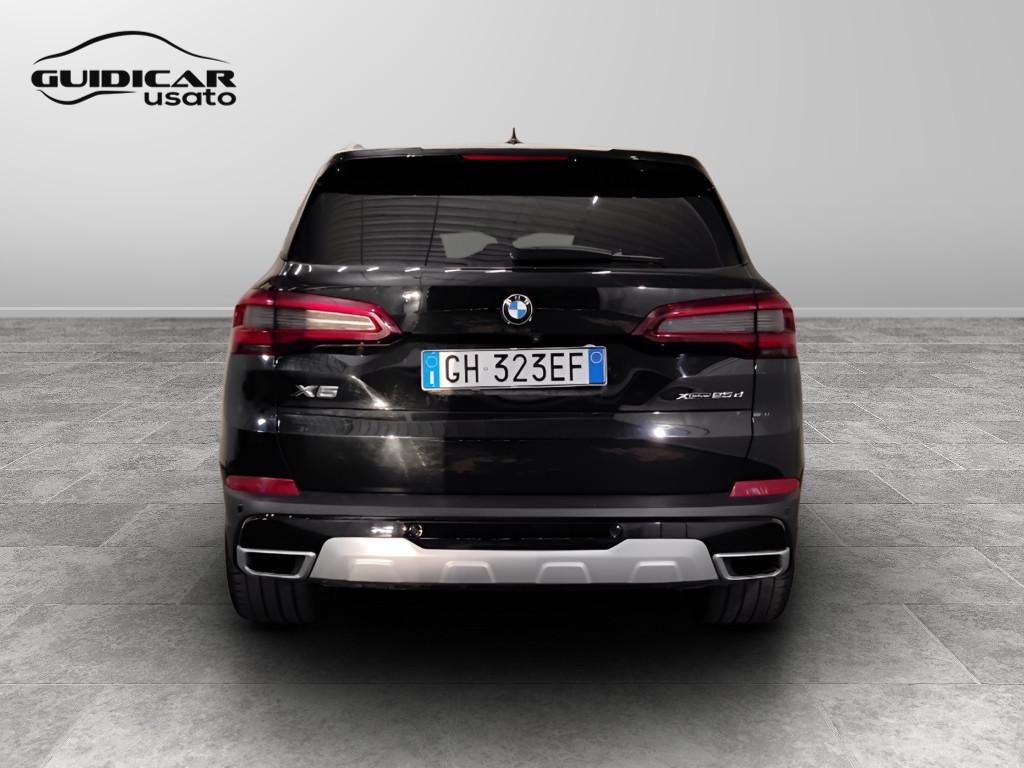 BMW X5 G05 2018 - X5 xdrive25d xLine auto