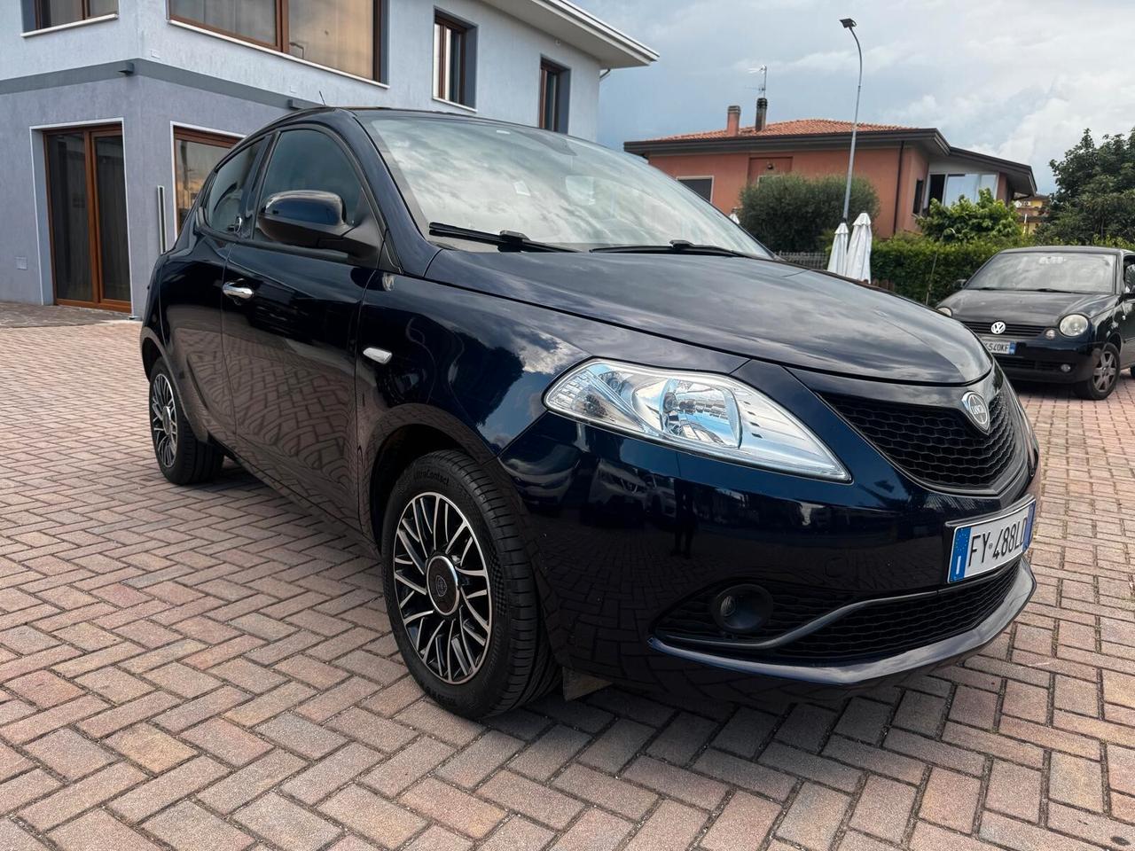 Lancia Ypsilon 1.2 69 CV 5 porte GPL Ecochic Gold