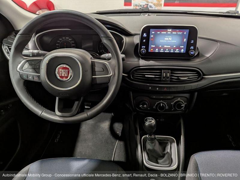FIAT Tipo 1.4 95 CV 5 PORTE LOUNGE ''NEOPATENTATI''
