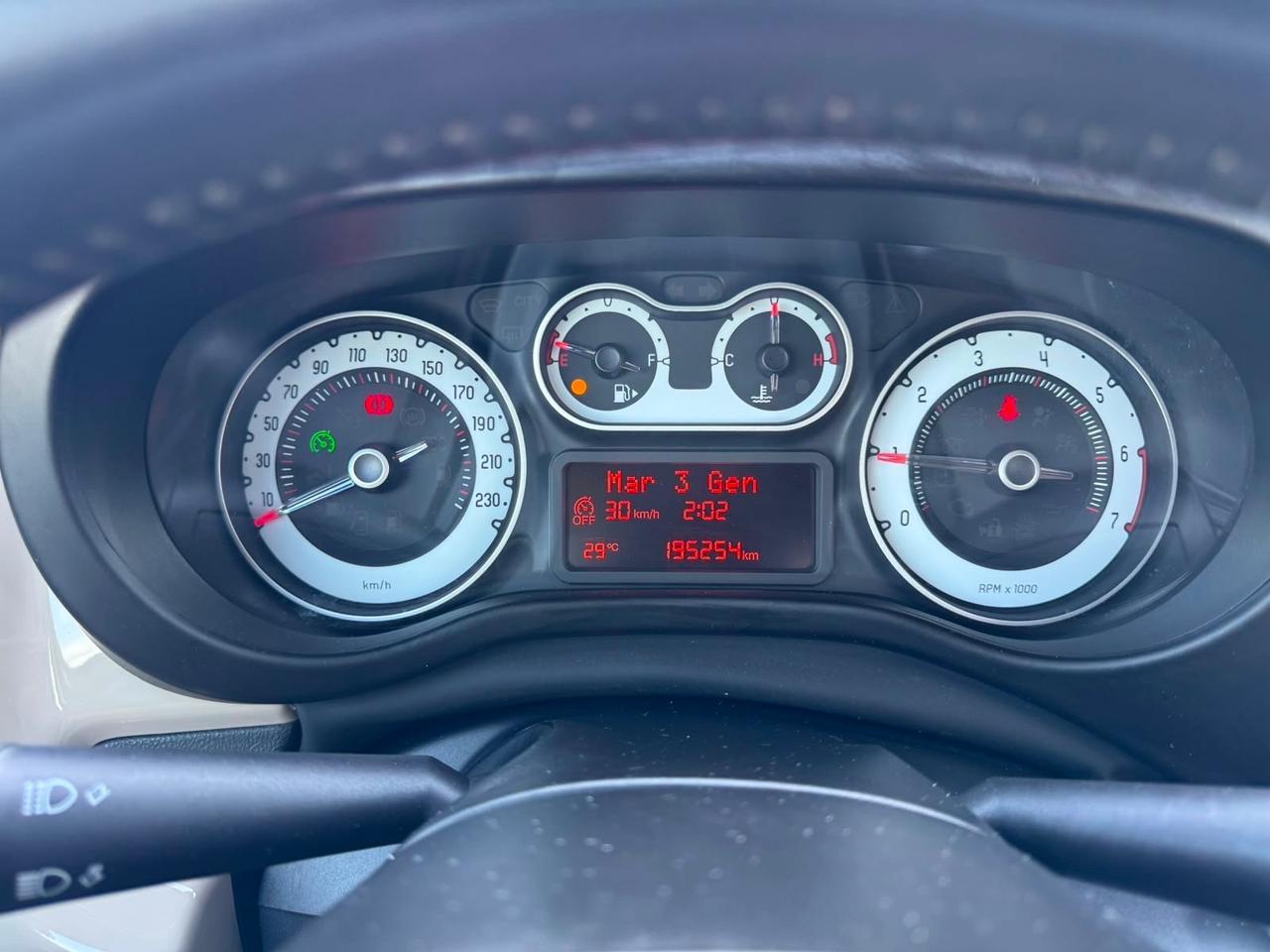 Fiat 500L 1.4 T-Jet 120 CV GPL Pop Star