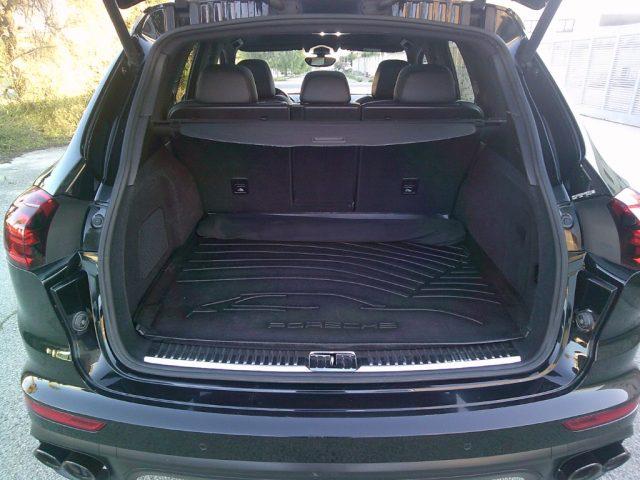 PORSCHE Cayenne 3.0 Diesel Platinum Edition
