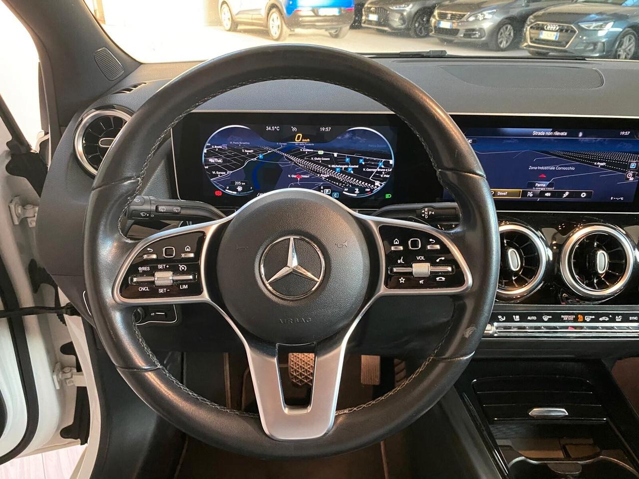 MERCEDES-BENZ CLASSE B 180D PREMIUM 116CV - PELLE, TETTO, VIRTUAL COCKPIT, NEOPATENTATI