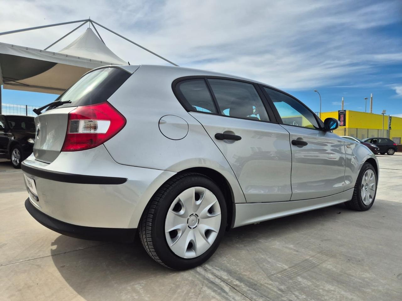 Bmw 116 116i cat 5 porte Futura