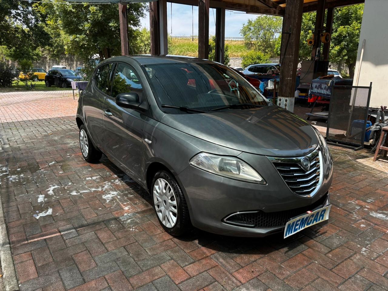 Lancia Ypsilon 1.3 MJT 16V 95 CV 5 porte IDONEA PER NEOPATENTATI UNIPROPRIETARIO PERMUTABILE