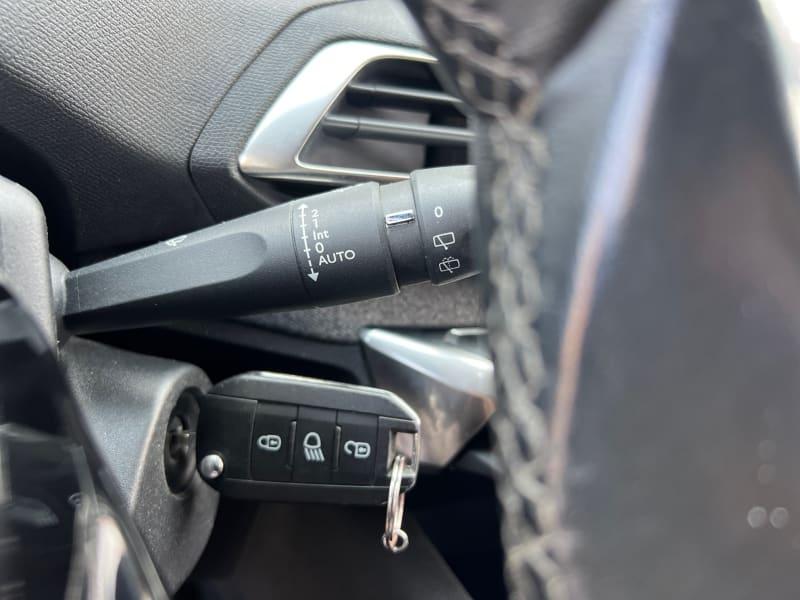 PEUGEOT 3008 BLUEHDI 120 S&S BUSINESS