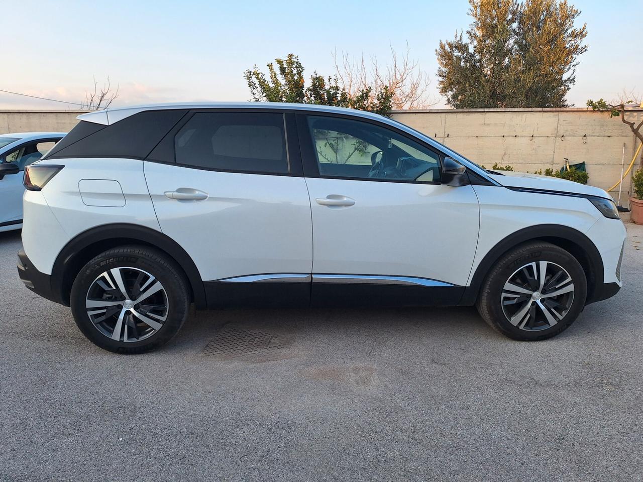 Peugeot 3008 BlueHDi 130 S&S EAT8 Allure Pack Nav Retrocam 09/2023