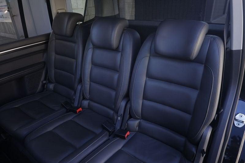 Volkswagen Touran Volkswagen Touran Business 1.4 DSG Highline Ecofuel 7 Posti Unicoproprietario