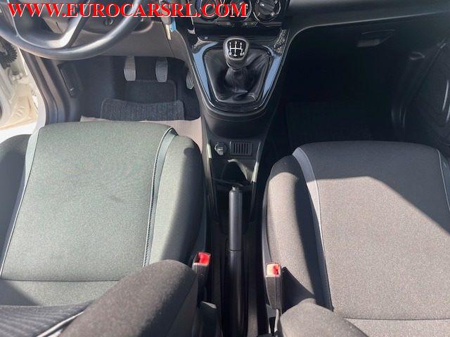 LANCIA Ypsilon 1.2 69 CV 5 porte Silver