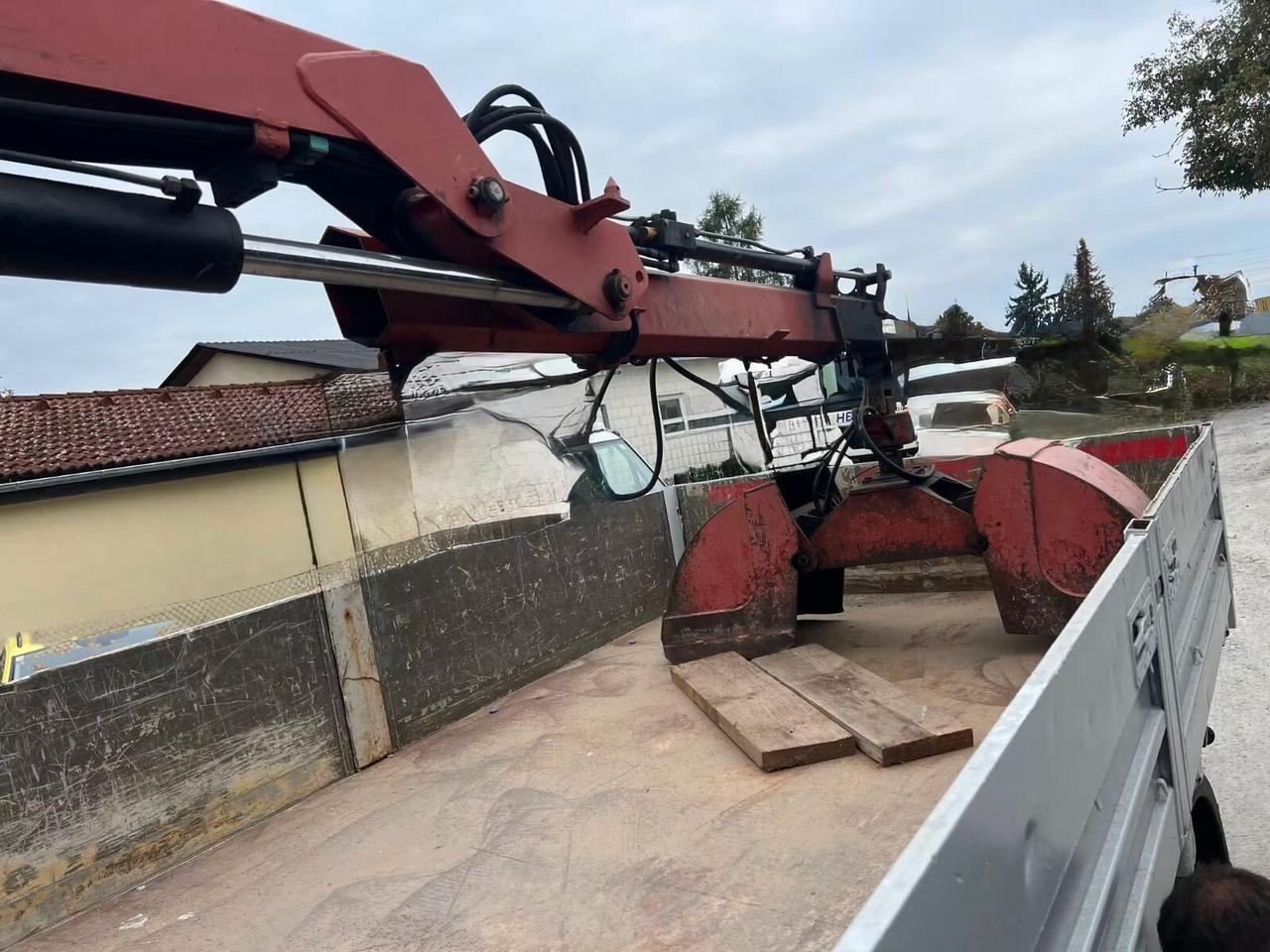 IVECO EUROCARGO TECTOR 75E15 RIBALTABILE CON GRU E BENNA