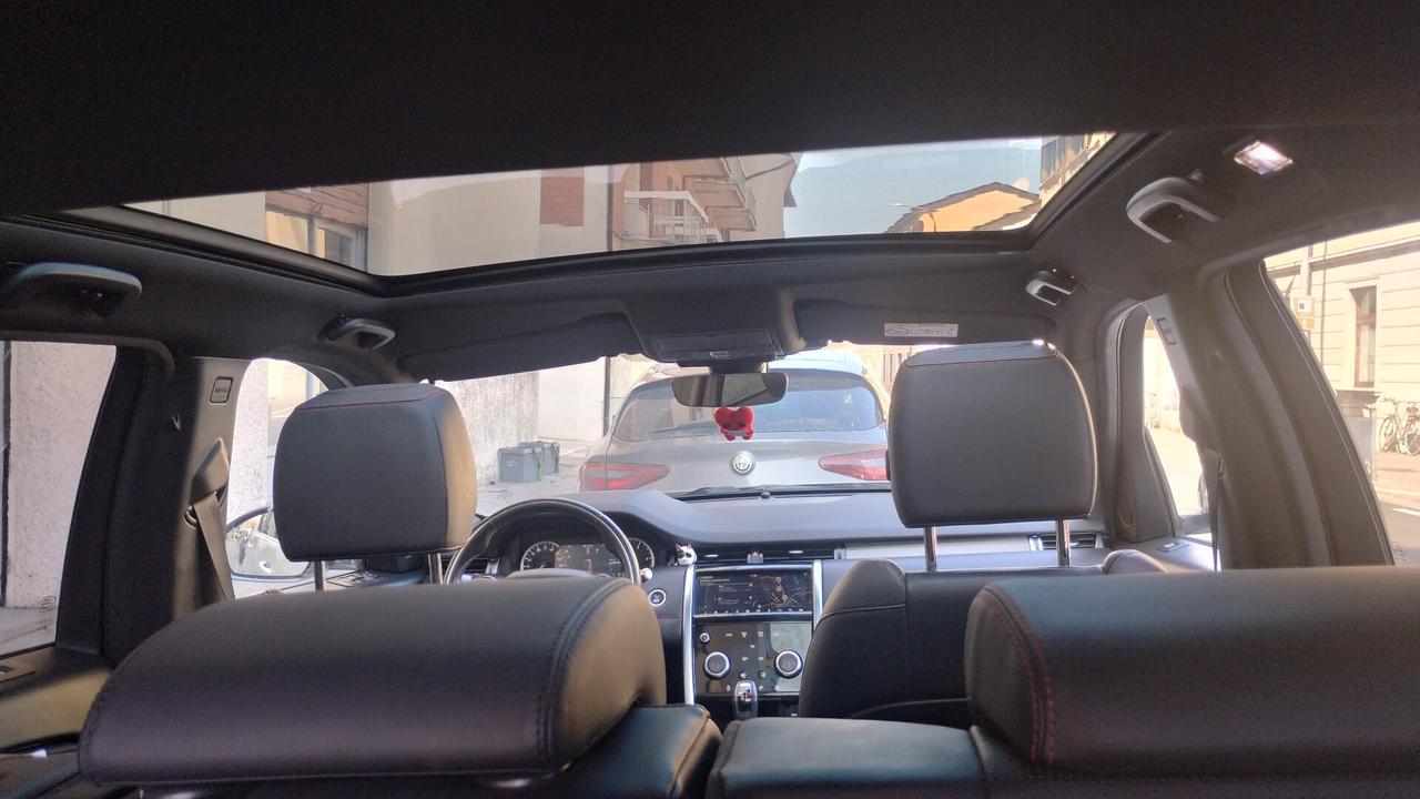 Land Rover Discovery Sport 2.0 TD4 180 CV AWD Auto R-Dynamic