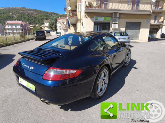 PORSCHE 911 Carrera 4S Coupé
