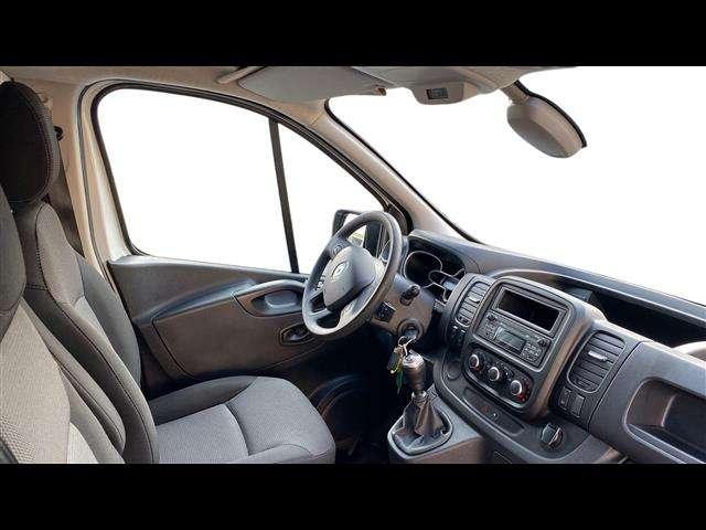 Renault trafic T27 2.0 dci 145cv L1H1 Energy