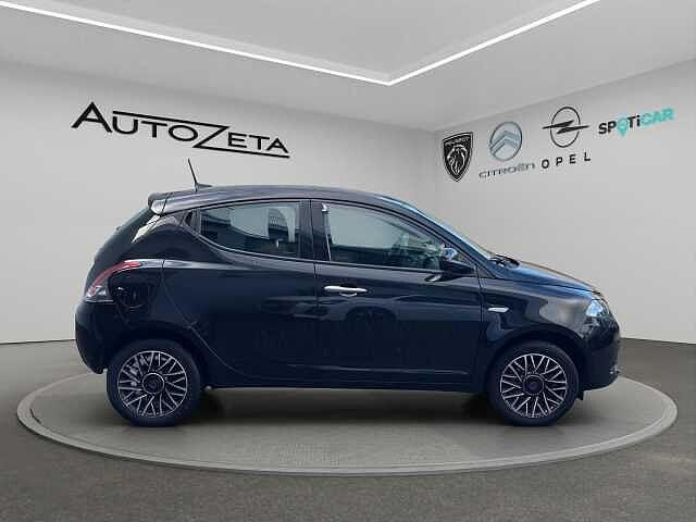 Lancia Ypsilon 1.0 FireFly 5 porte S&S Hybrid Ecochic Gold