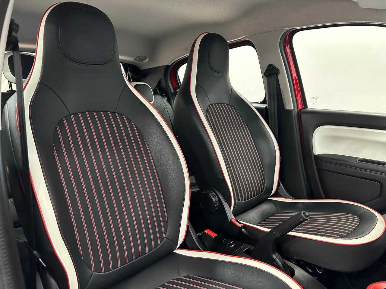 Renault Twingo TCe 95 CV EDC Intens