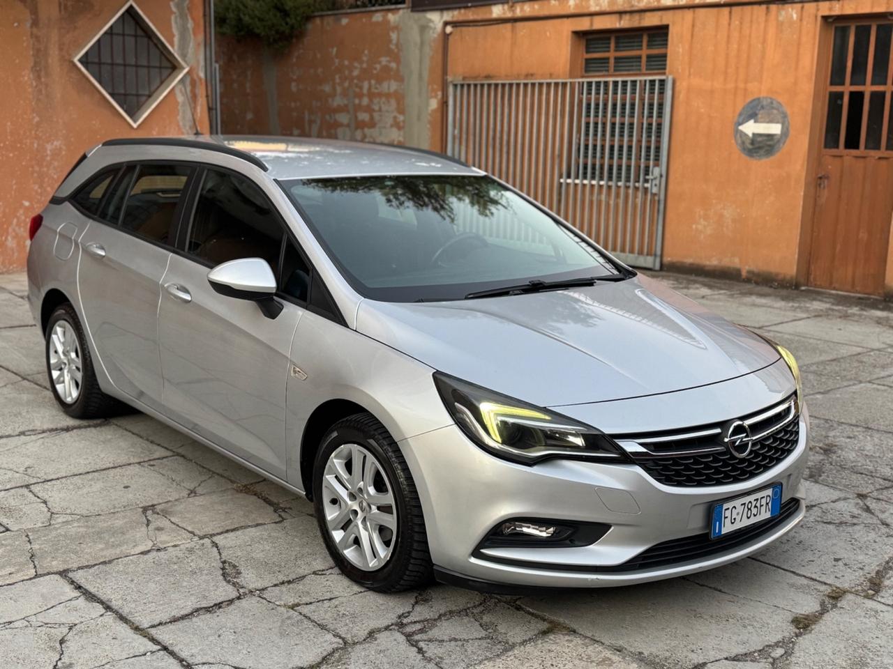 Opel Astra 1.6 CDTi Sports Tourer Business