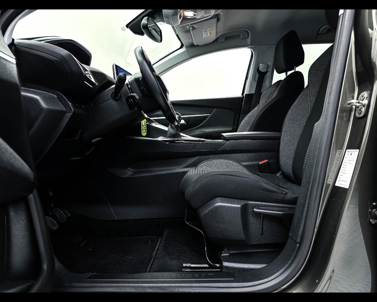 PEUGEOT 3008 2ª serie - 3008 PureTech Turbo 130 S&S Active