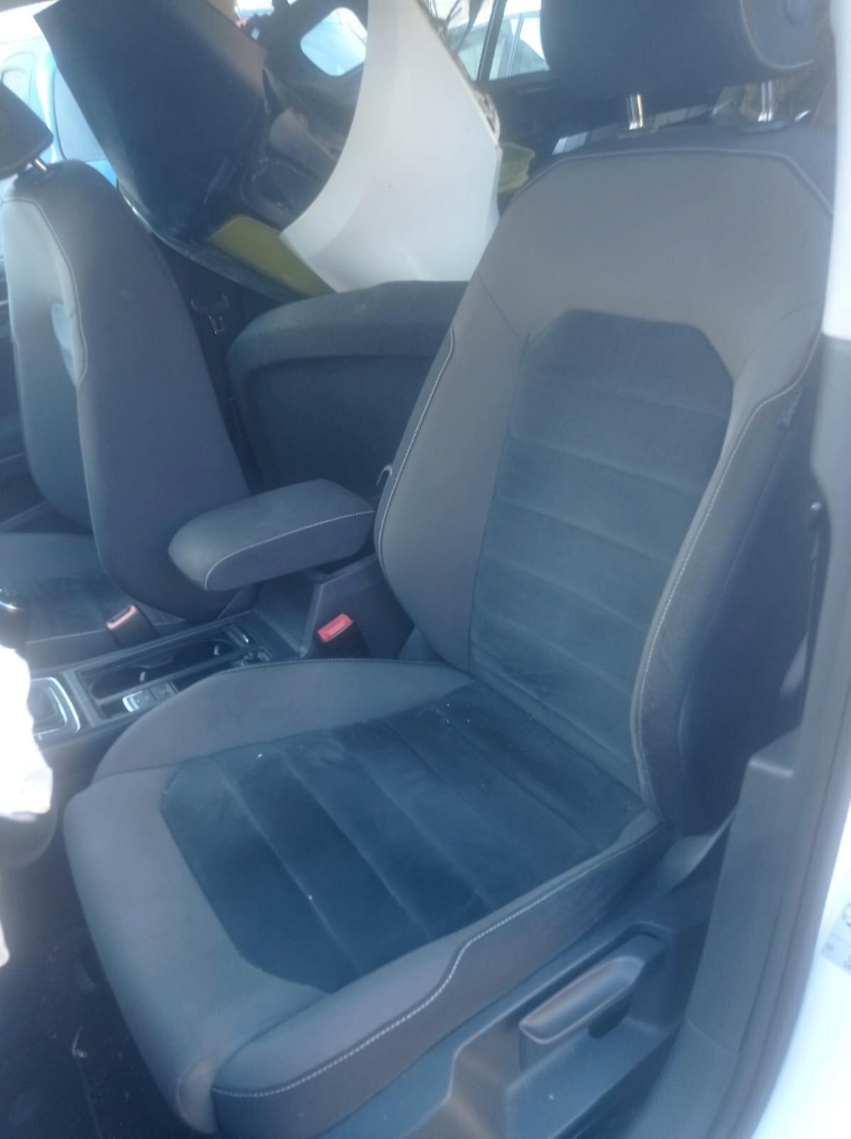 Volkswagen Golf 1.6 TDI 110 CV 5p. Highline -2016
