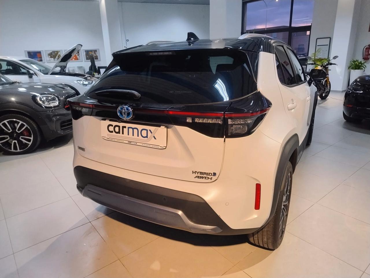 Toyota Yaris Cross 1.5 Hybrid 5p. E-CVT AWD-i Adventure