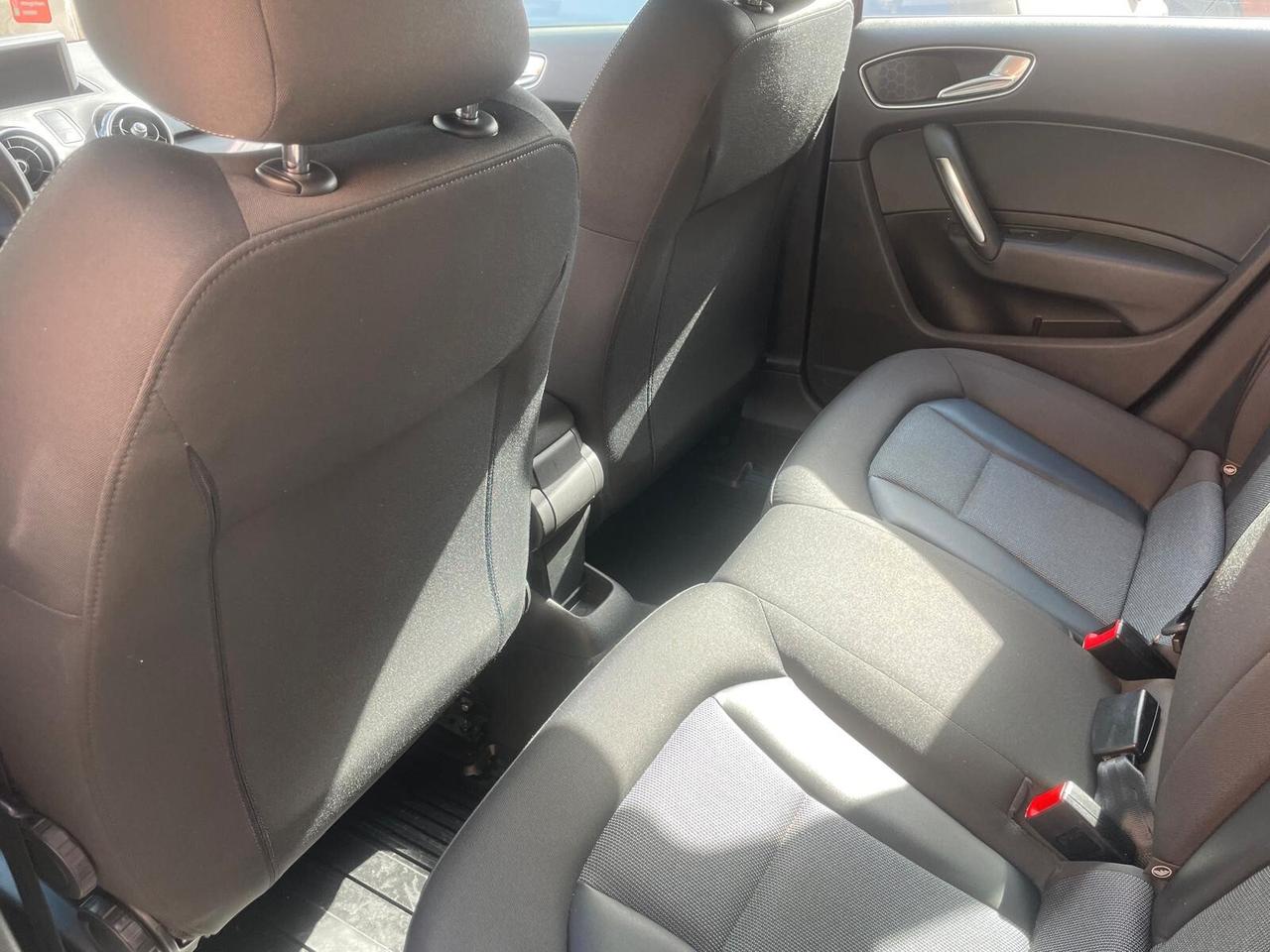 Audi A1 1.6 TDI S tronic line edition plus