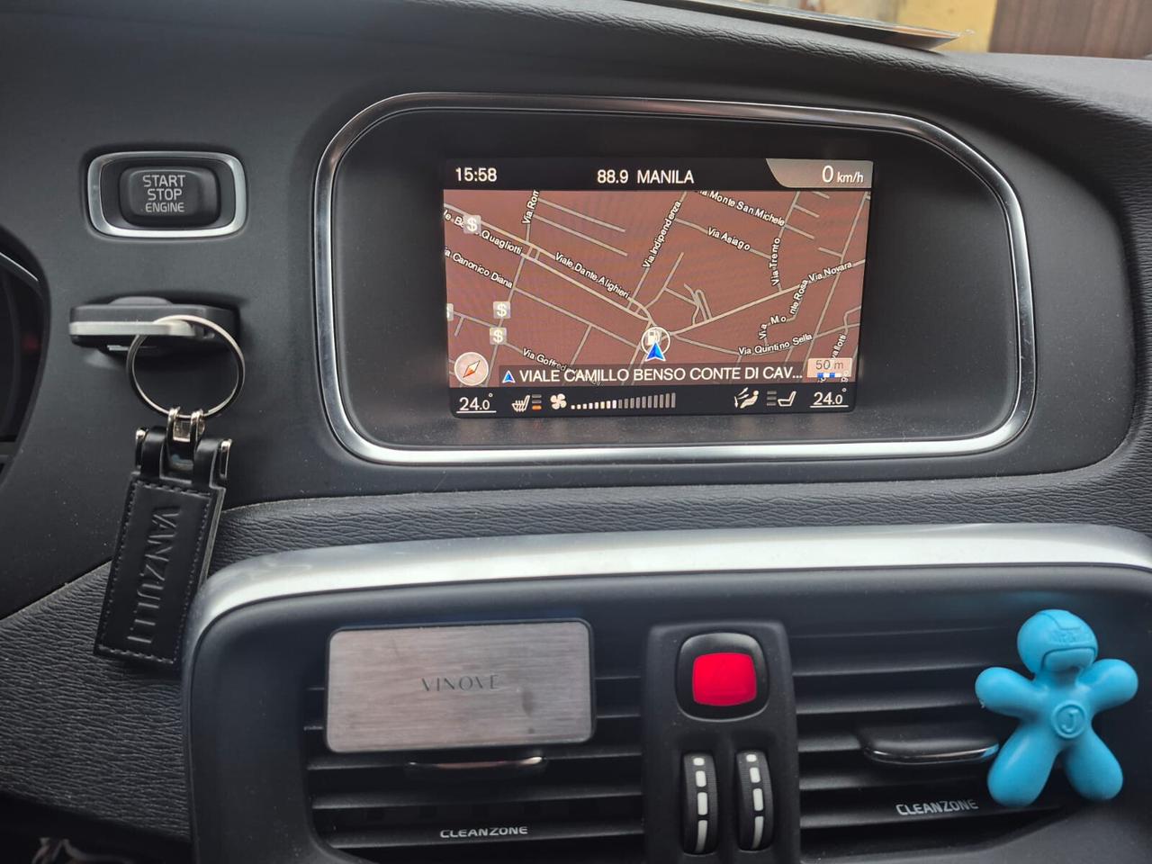 Volvo V40 D2 R-design DISTRIBUZIONE NUOVA