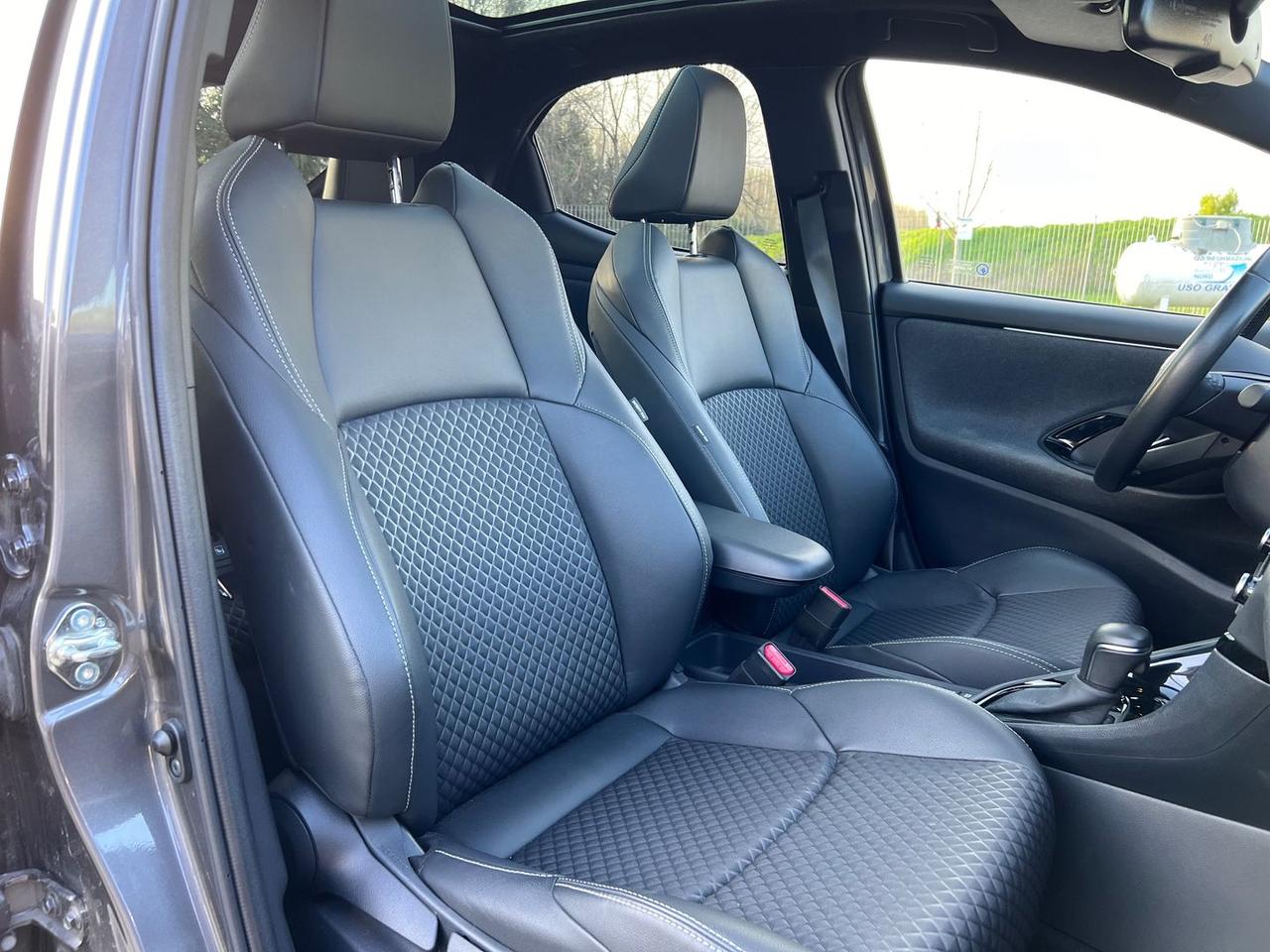 Toyota Yaris Lounge 1.5 HEV