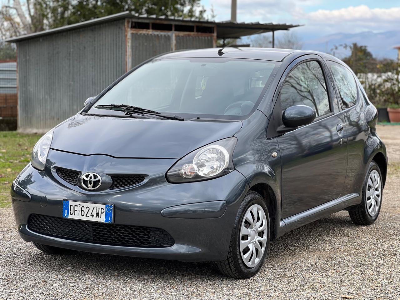 Toyota Aygo 1.0 12V VVT-i 3 porte Sol