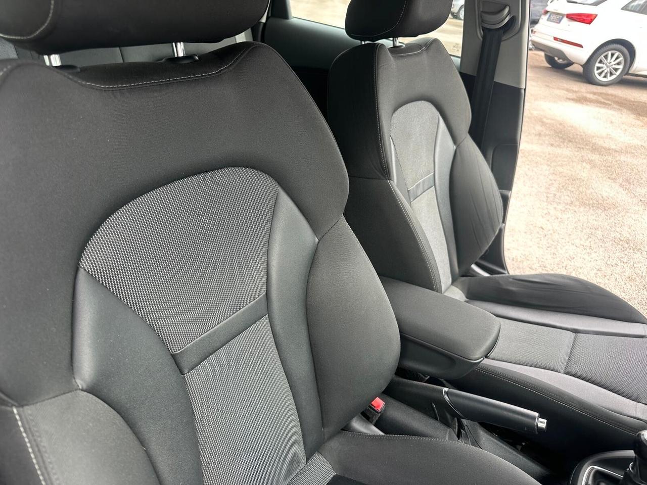 Audi A1 1.6 TDI S line edition plus NEOPATENTATI