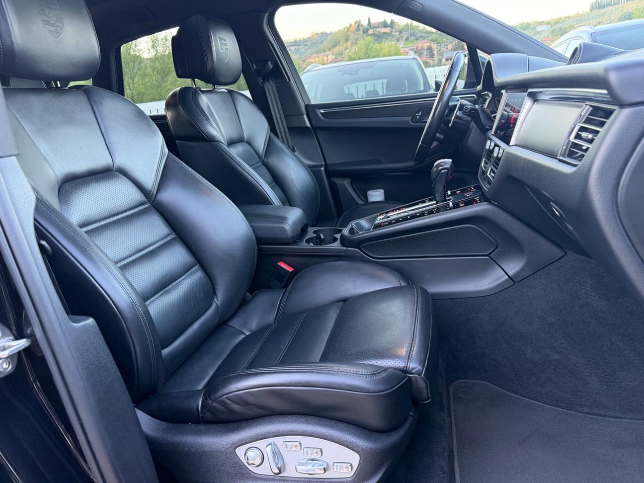 PORSCHE MACAN 265CV/TETTO/PASM/PDLS/SCARICO