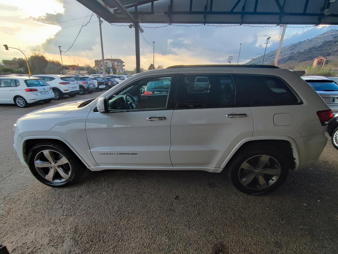 Jeep Grand Cherokee 3.0 V6 CRD 250 CV Multijet II Overland