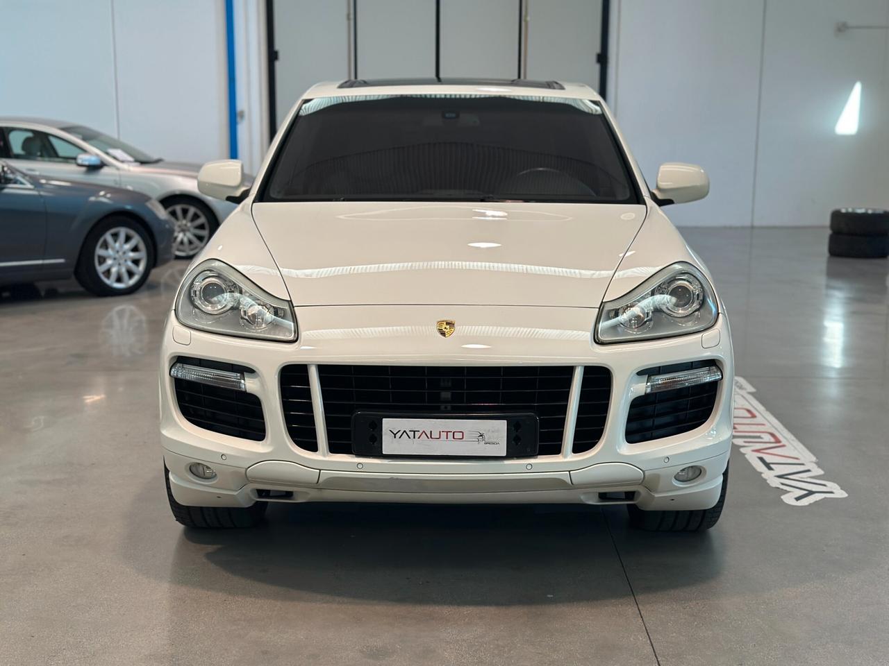 Porsche Cayenne 4.8 GTS