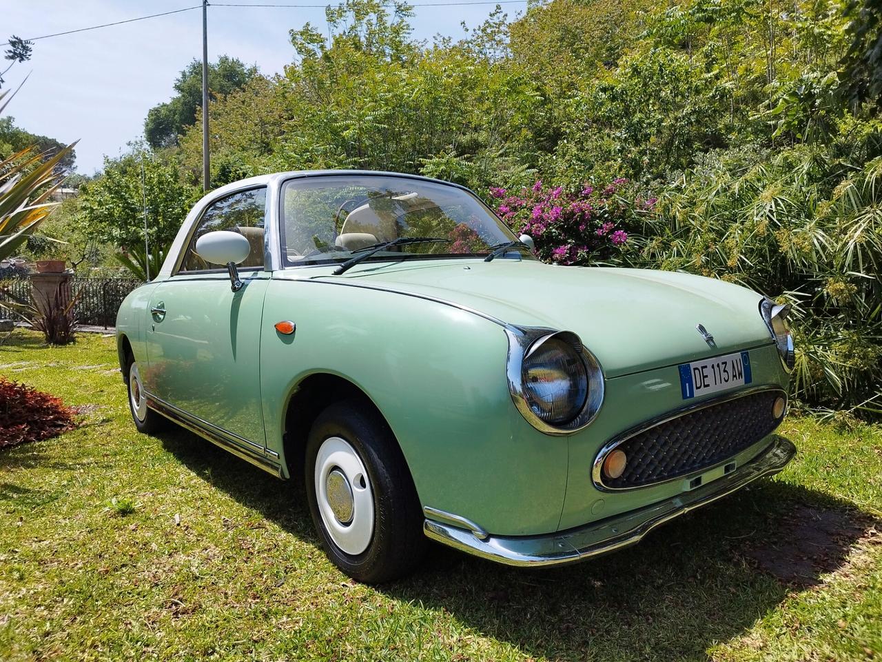 Nissan Figaro