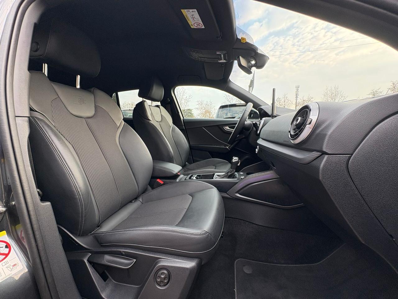 AUDI Q2 2.0 TDI IDENTITY BLACK S-LINE AUTOMATICO