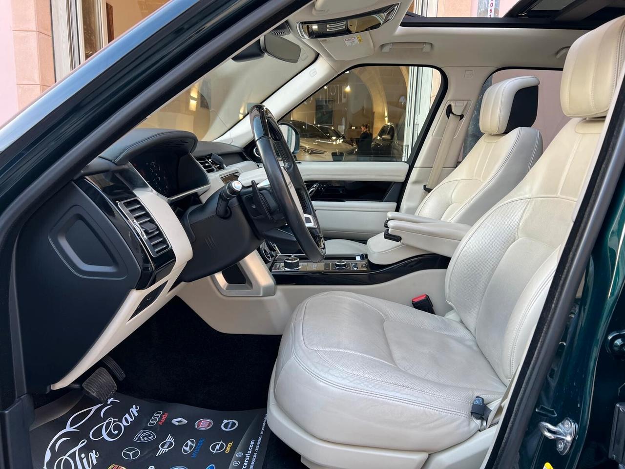 LAND ROVER RANGE ROVER VOGUE 3.0 V6 249CV 4X4 TETTO PELLE NAVI ANNO 2018