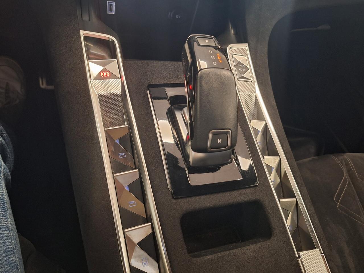 Ds 7 Crossback BlueHDi 130 aut. Performance Line+