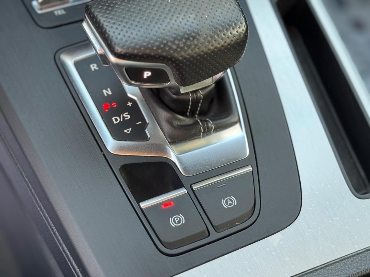 AUDI Q5 40 TDI 190 CV QUATTRO S-LINE FULL MATRIX