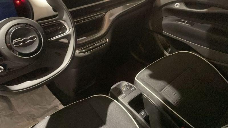 FIAT 500 500e Berlina 42 kWh