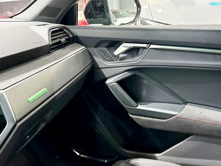 Audi RS Q3 SPB quattro S tronic