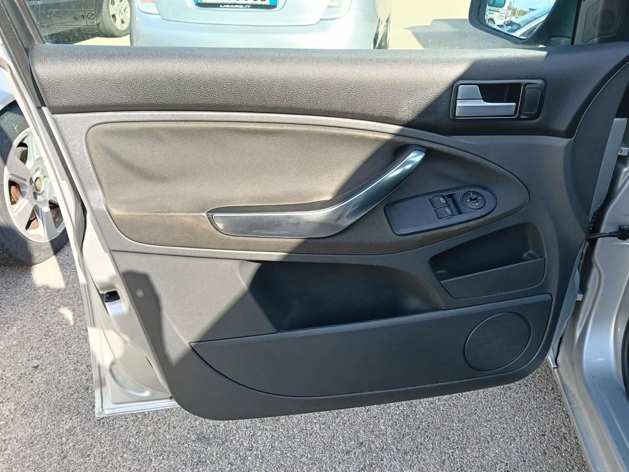 Ford Focus C-Max 1.6 TDCi (110CV) Ghia DPF