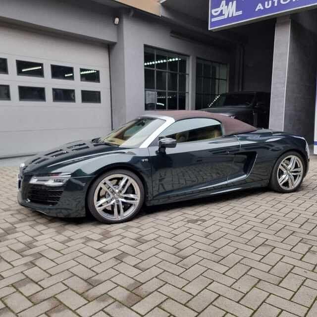 Audi R8 SPYDER 5.2 FSI quattro S tronic