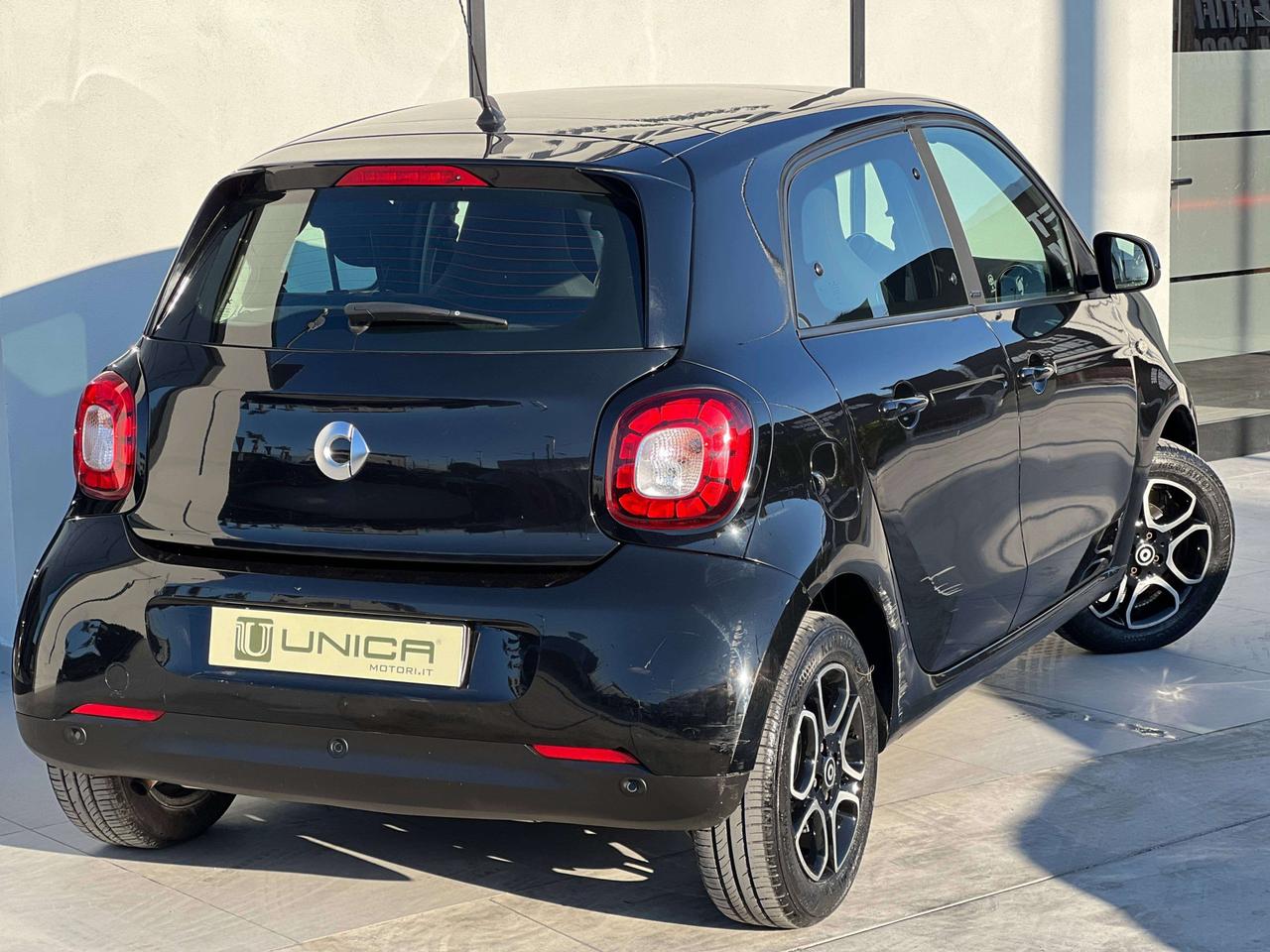 smart forFour 0.9 t Passion 90cv twinamic my19 TETTO
