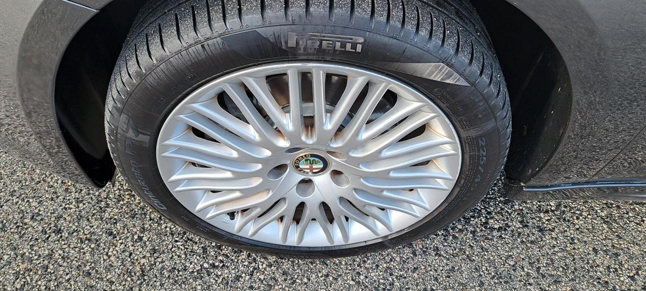 Alfa Romeo Giulietta 2.0 JTDm-2 140 CV Distinctive