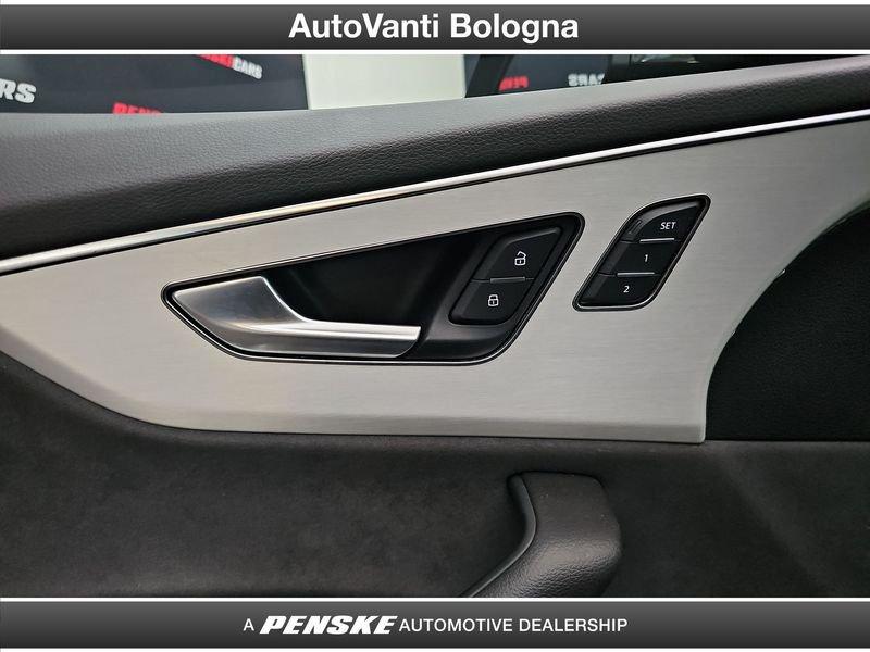 Audi Q8 Q8 3.0 tdi mhev S line edition quattro 286cv tiptronic