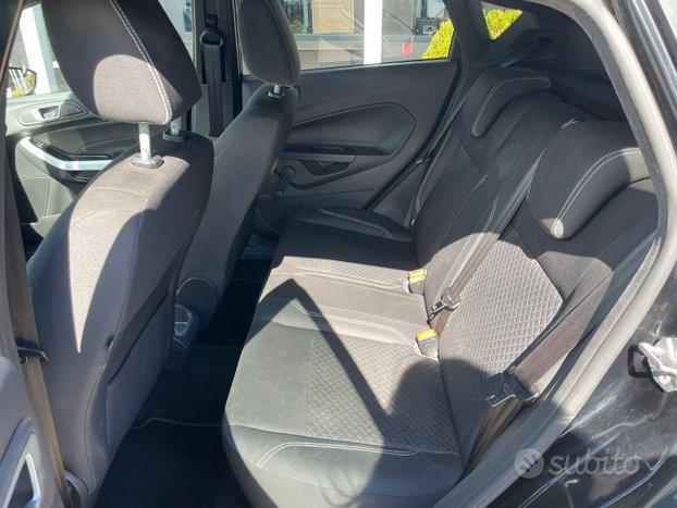 Ford Fiesta 1.4 5 porte Bz.- GPL Black & White Edition