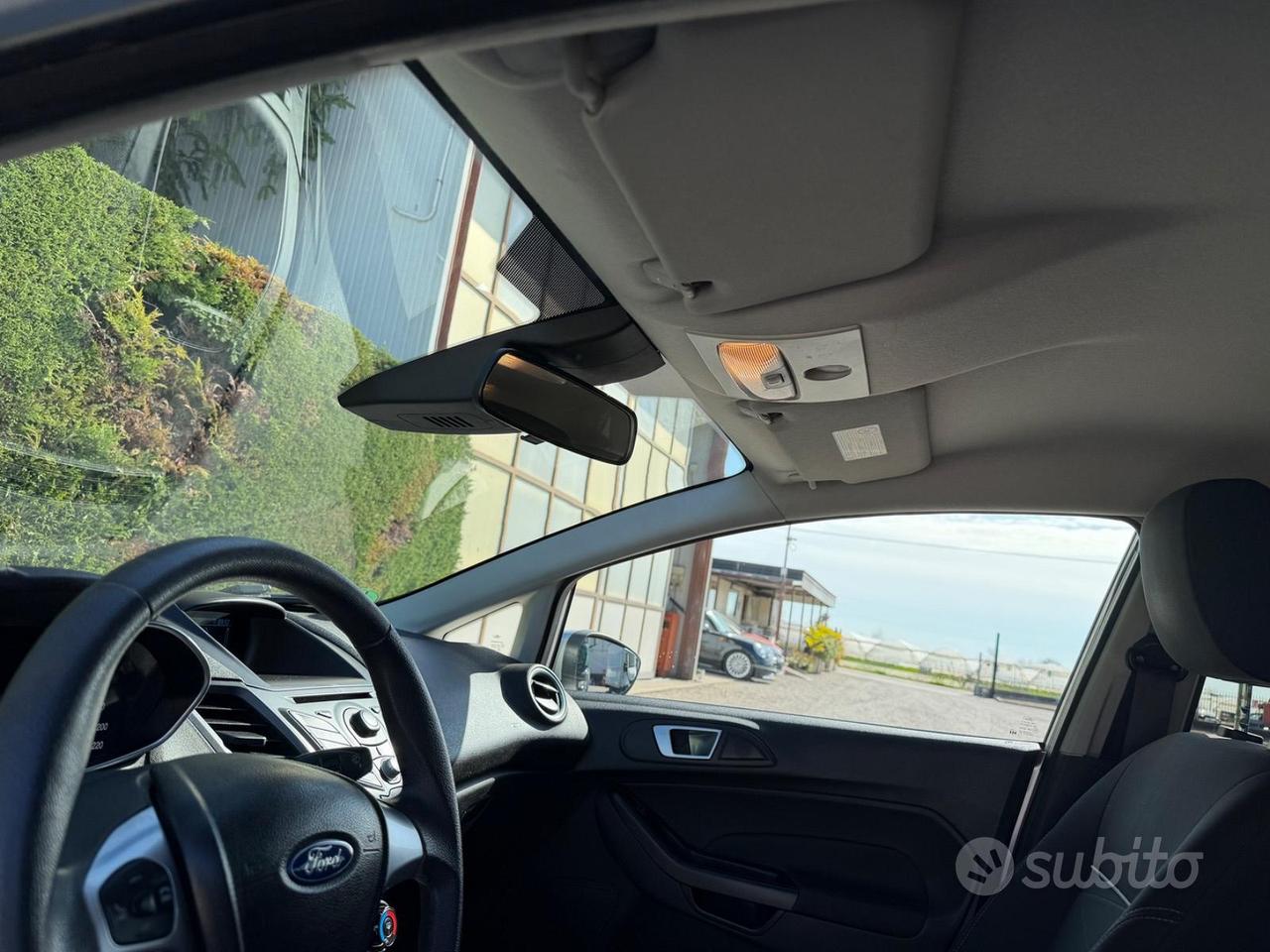 Fiesta 5p 1.0 Trend , neopatentati