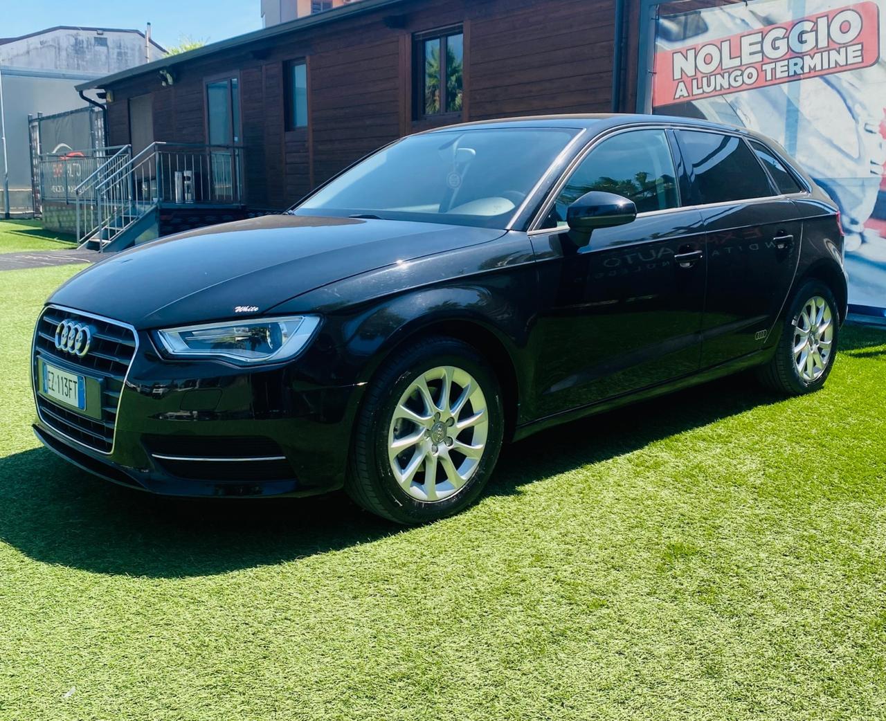 Audi A3 1.6 TDI diesel S tronic Ambition