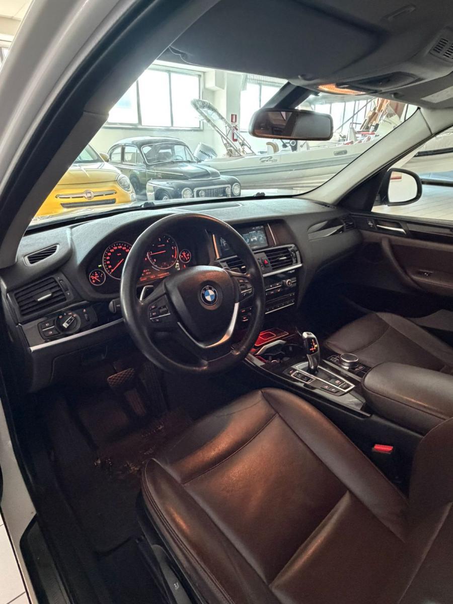 BMW - X3 - xDrive20d xLine