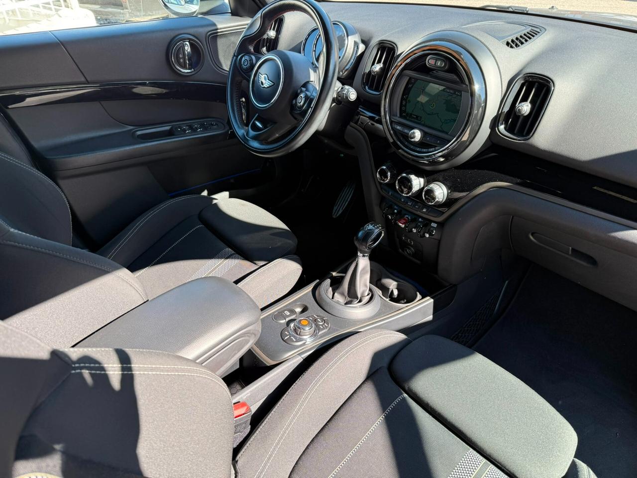 Mini 2.0 Cooper SD Hype Countryman Automatica