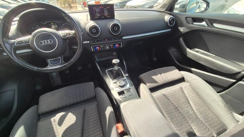 Audi A3 Sedan 1.6 TDI ultra Attraction (TETTO APRIBILE) - 2015